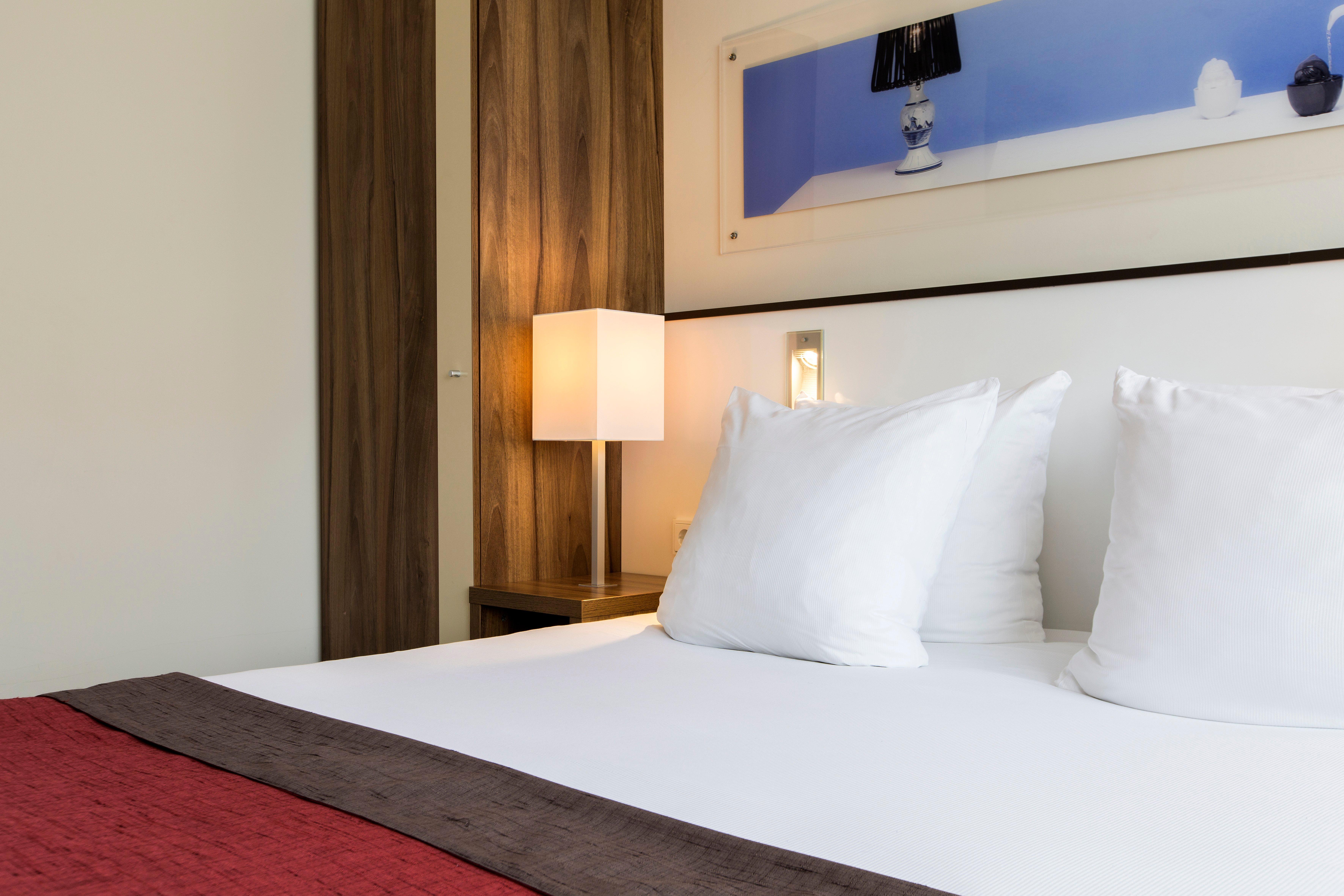 Holiday Inn Eindhoven Centre By Ihg Esterno foto
