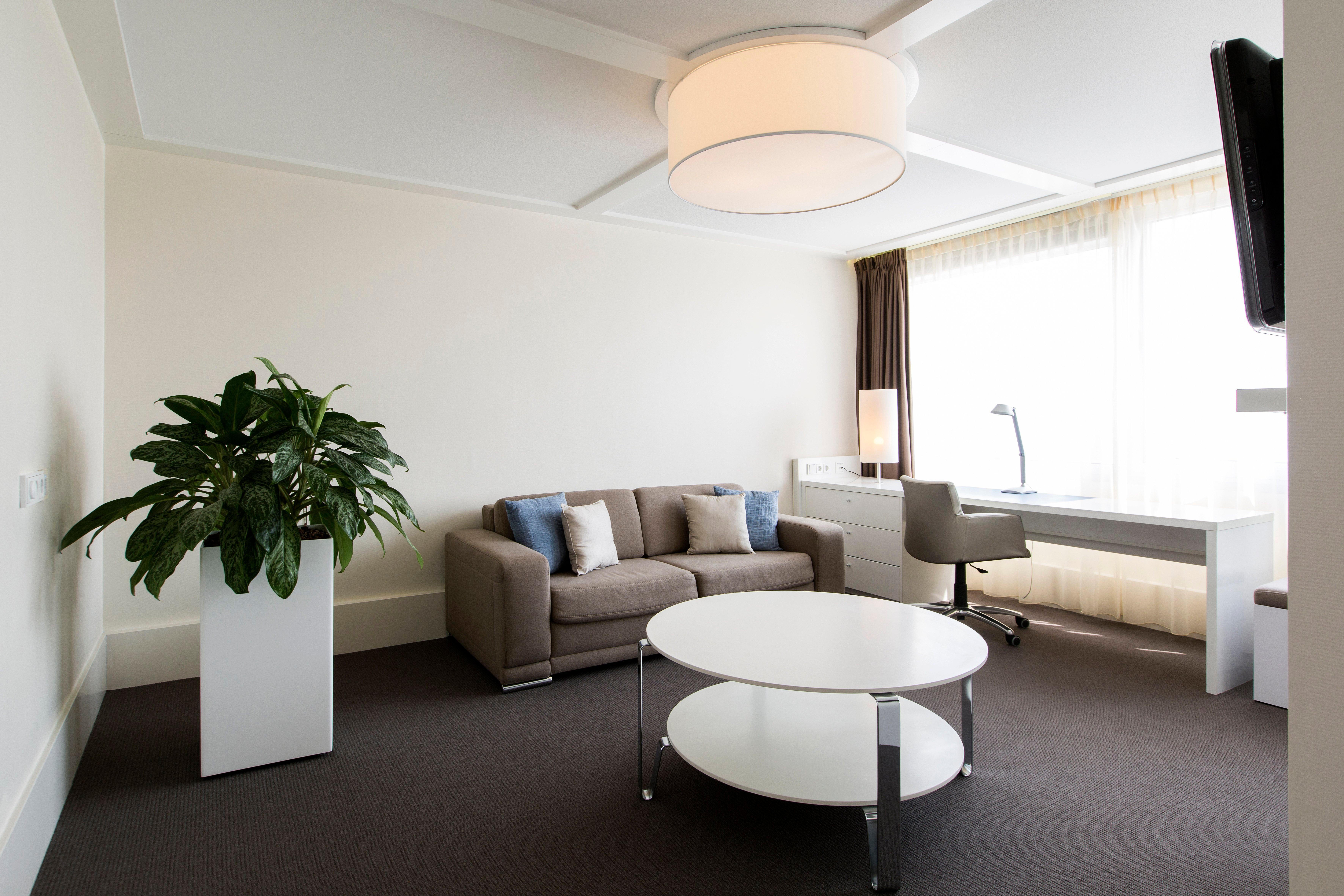Holiday Inn Eindhoven Centre By Ihg Esterno foto