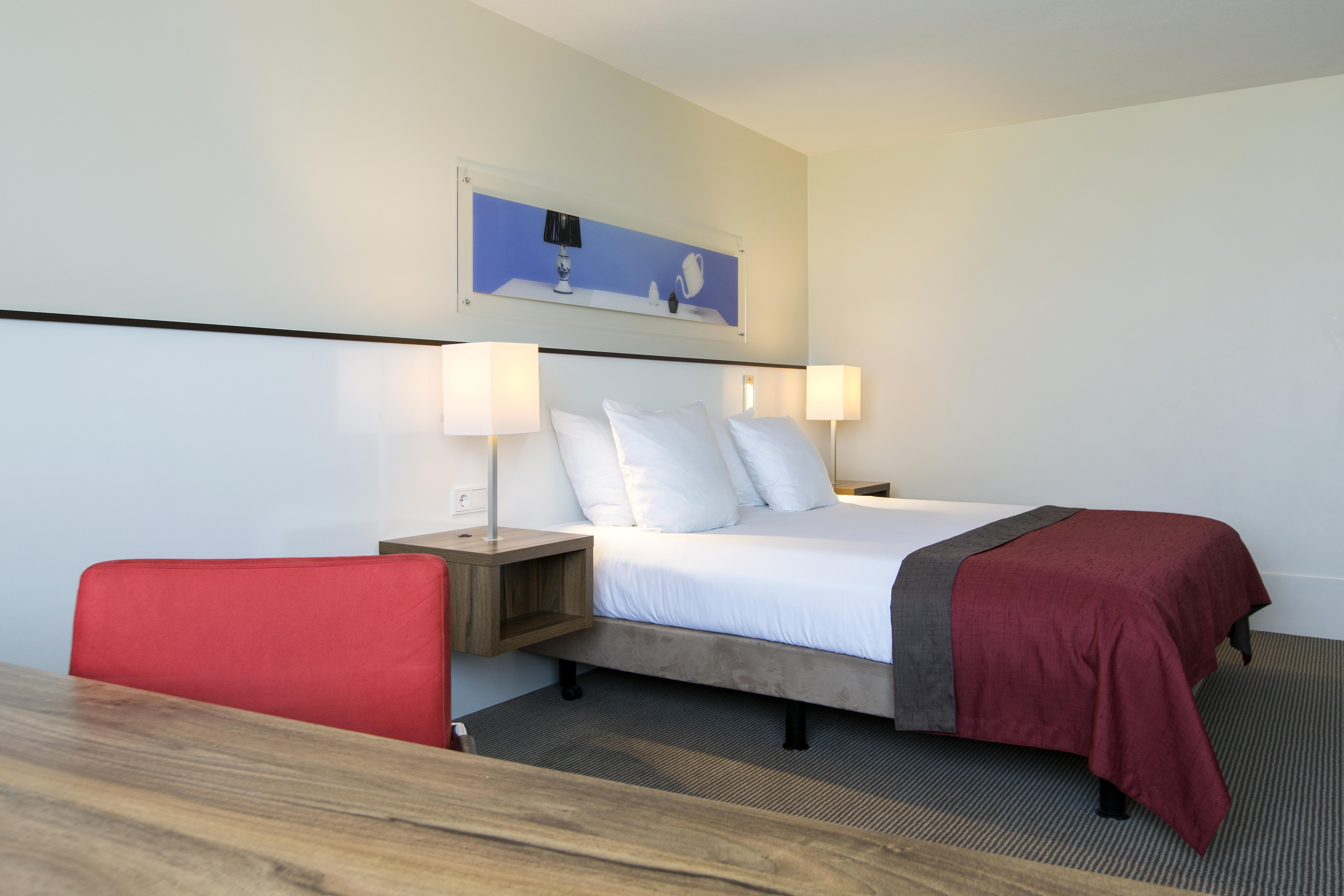 Holiday Inn Eindhoven Centre By Ihg Esterno foto